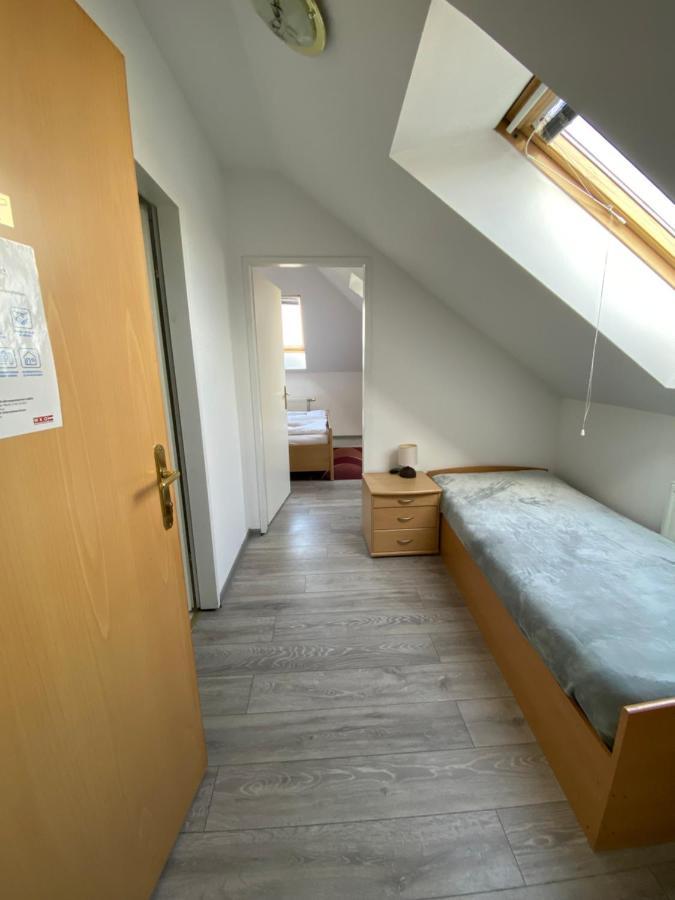 Pension Lizzi Viena Exterior foto